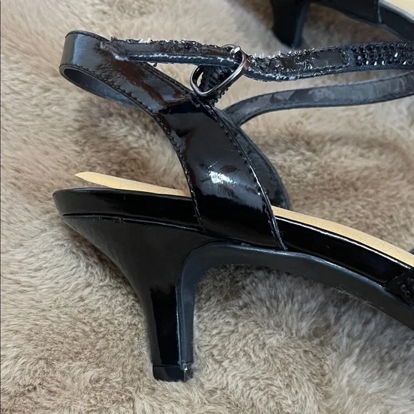 Vintage Vibe Boudoir Glam Black Sparkly Costume Heels – 8.5 Kitten Heel, 2.5” - Picture 7 of 13